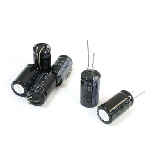 4700uF 25V Electrolytic Capacitor