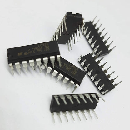 L293D Motor Driver IC
