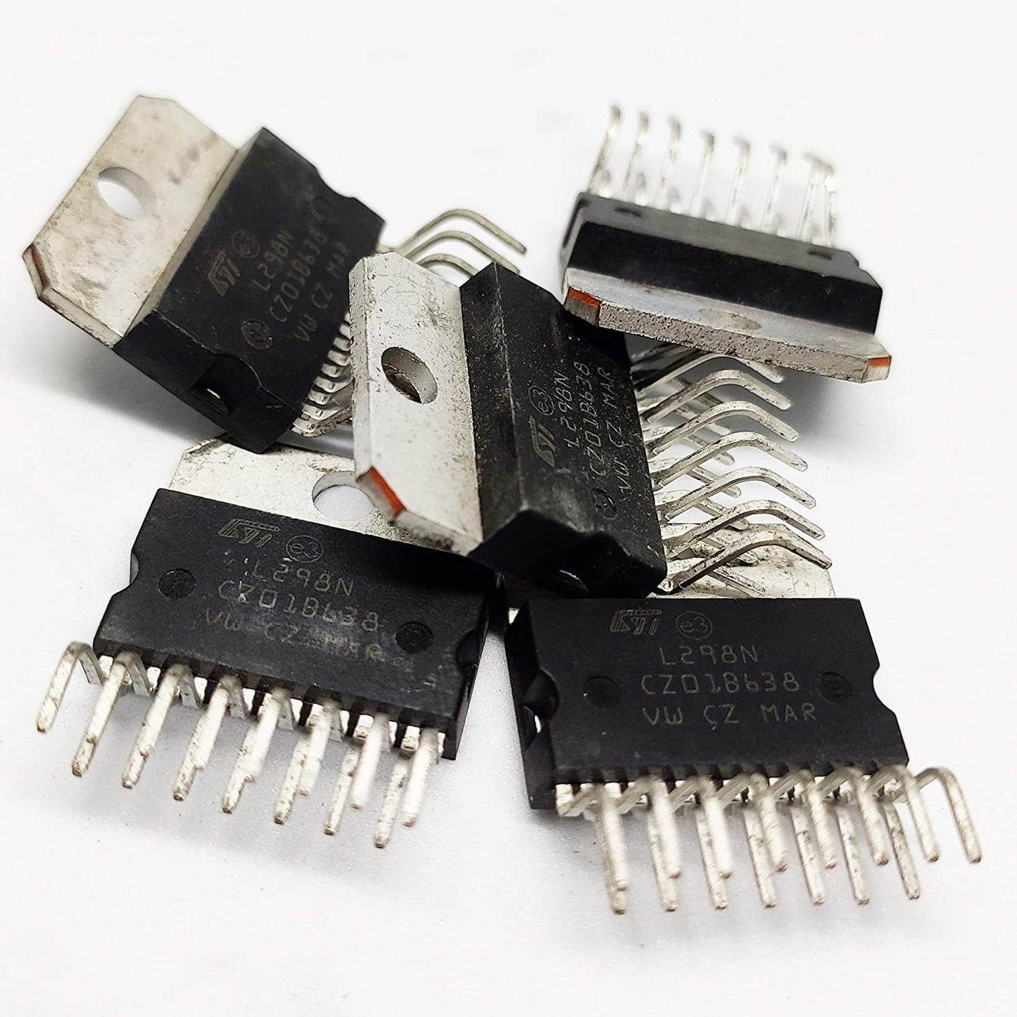 L298N Motor Driver IC